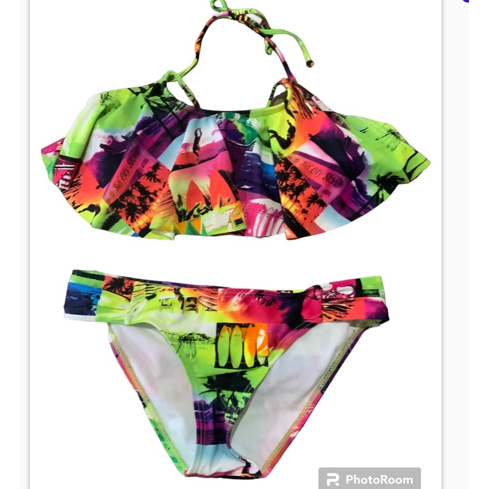 ❤️❤️ISLAND LOVE 2PC Laser Cut Flutter Top Bikini Set  👙❤️❤️